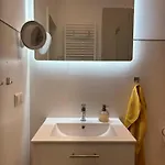 1 Landeskrone Апартаменты