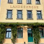 1 Landeskrone Апартаменты