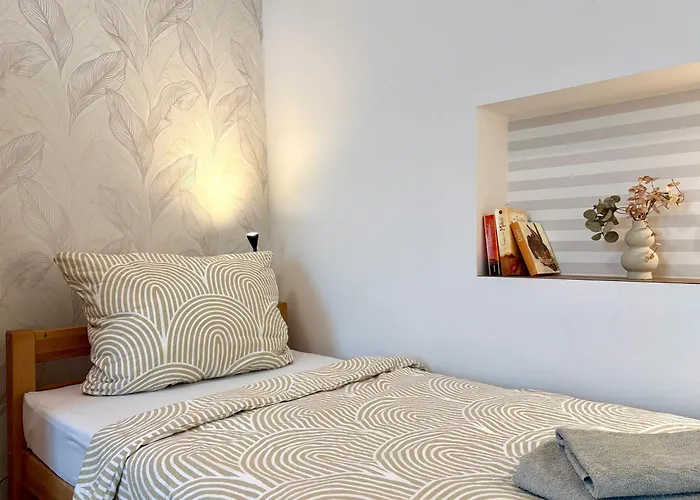 アパート 1 Landeskrone